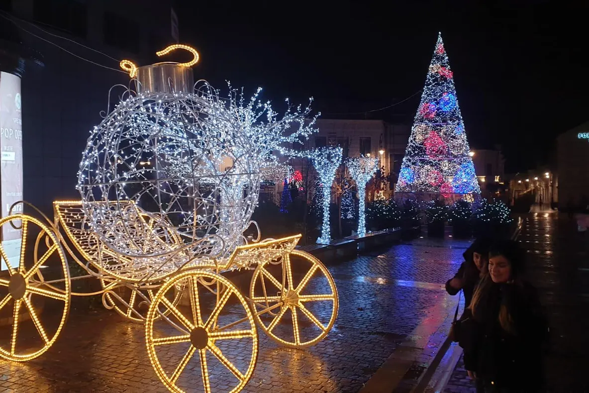 Calendarul târgurilor de Crăciun din România și Europa pentru iarna 2026