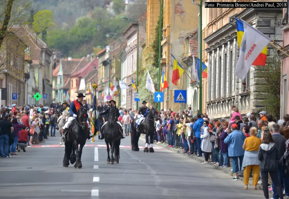 VIDEO Parada Junilor revine pe străzile Brașovului! 