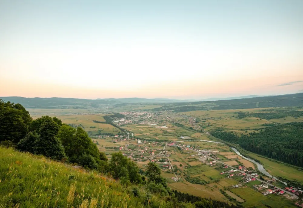FOTO: Cât costă să te dai cu bobul la Toplița. Pista de bob Alpine Coaster din Harghita e cea mai mare din România