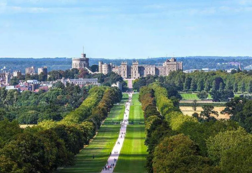 TOP 10 ATRACȚII TURISTICE DIN AFARA LONDREI