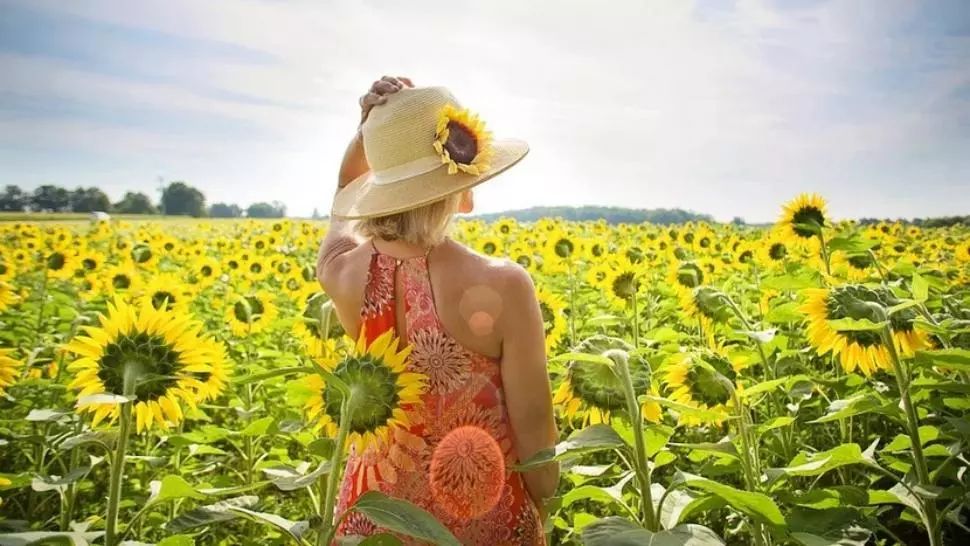 Cum se aplică corect crema cu protecție solară