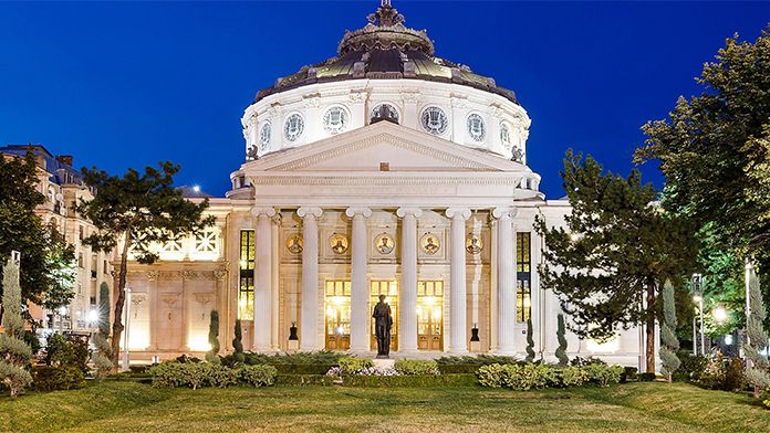 12 Hoteluri de lux din România