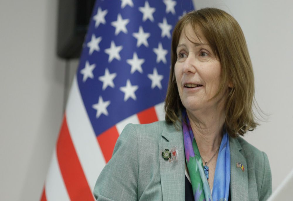 AMBASADOAREA SUA: „ROMÂNIA ESTE A 43-A ȚARĂ ÎN VISA WAIVER – UN PAS IMPORTANT PENTRU CĂLĂTORII ȘI AFACERI”