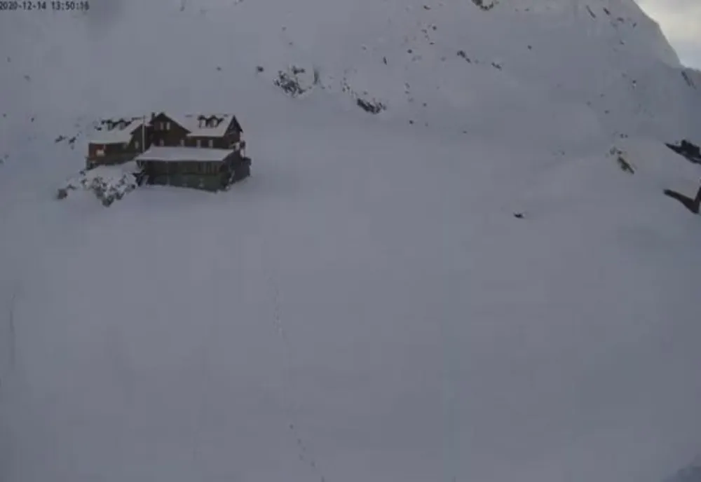 ACCESUL TURIȘTILOR LA BÂLEA LAC, RESCTRICȚIONAT 