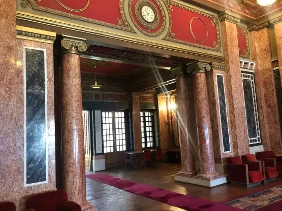 salonul regal