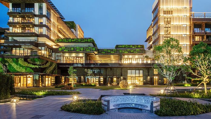 sh_hotels_poza_repr_696x392