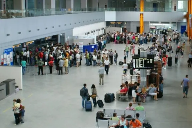 Sistem de acces şi verificare de tip Fast Track, pe Aeroportul „Avram Iancu” din Cluj-Napoca