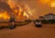 INCENDII DE VEGETAȚIE AMENINȚĂ LOCUINȚE ȘI ZONE INDUSTRIALE ÎN PROVINCIA IZMIR, TURCIA