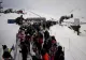Pârtiile de la Sinaia, luate cu asalt de turiști, în prima zi a vacanței elevilor șI Valentine's Day. Nu mai sunt locuri în parcare - FOTO